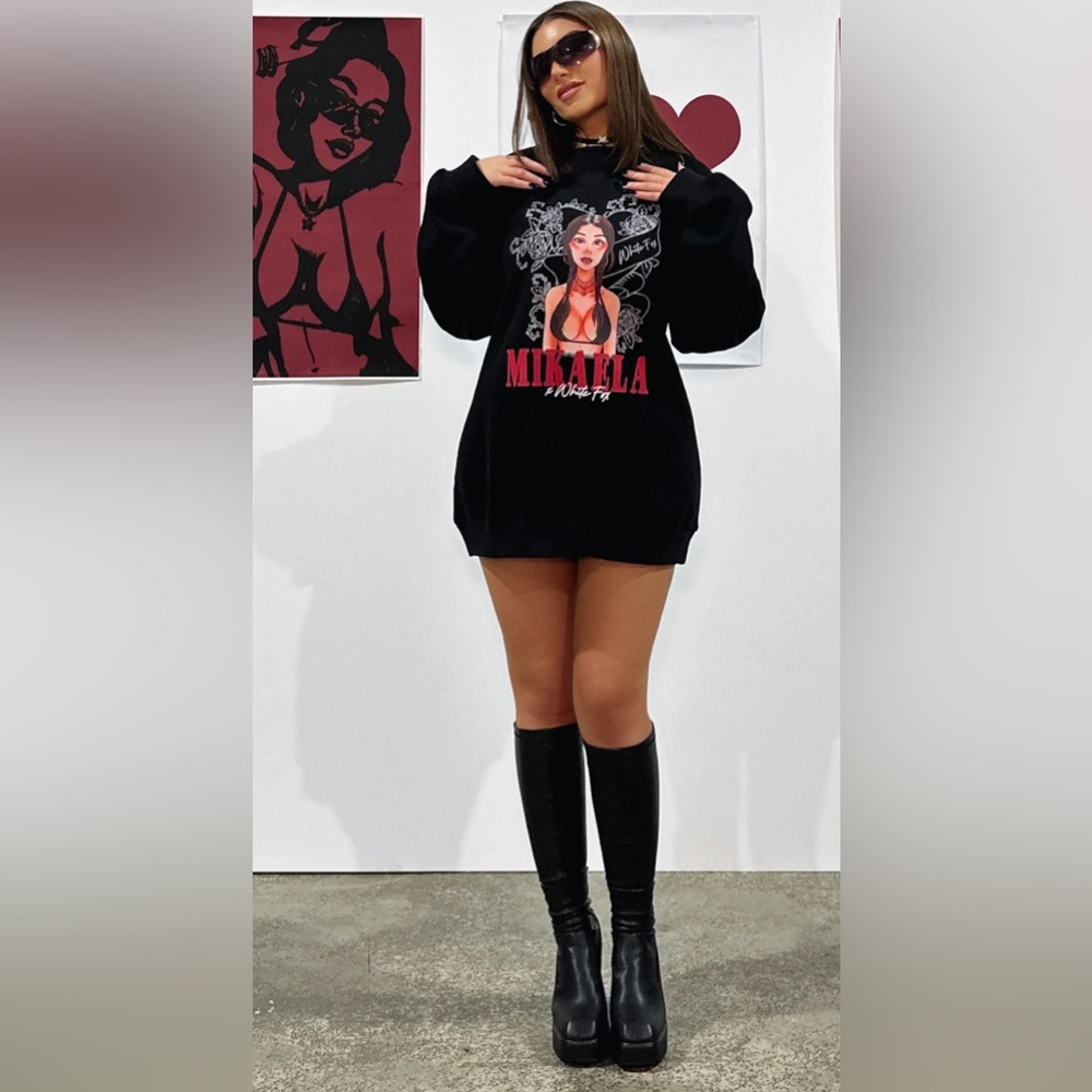 BNWT White Fox Situationship Oversized Sweater Dress Black Limited Editi…